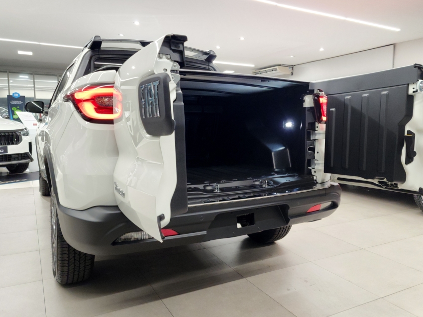 fiat toro 1.3 turbo 270 flex endurance at6 25/25 0km
