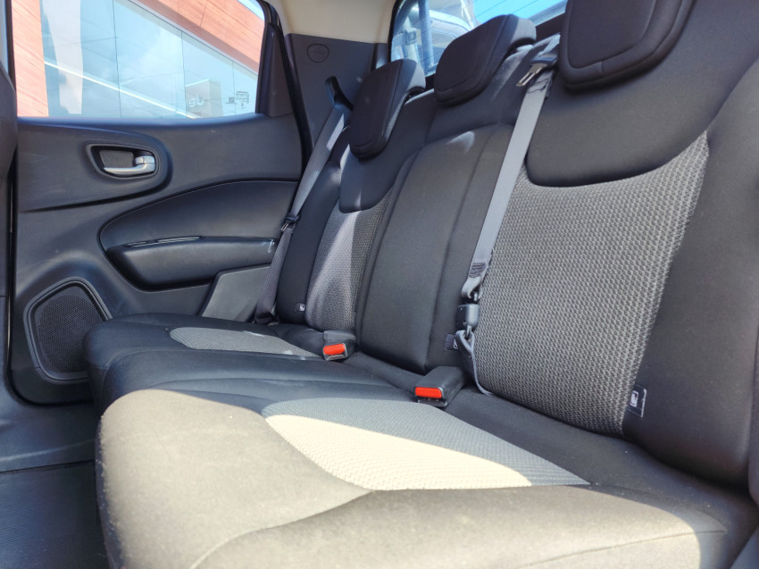 fiat toro 1.3 turbo 270 flex endurance at6 23/24 seminovo