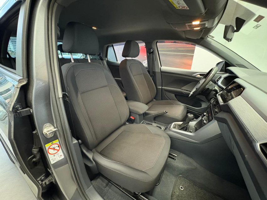 volkswagen t-cross 1.0 200 tsi total flex at 23/24 seminovo