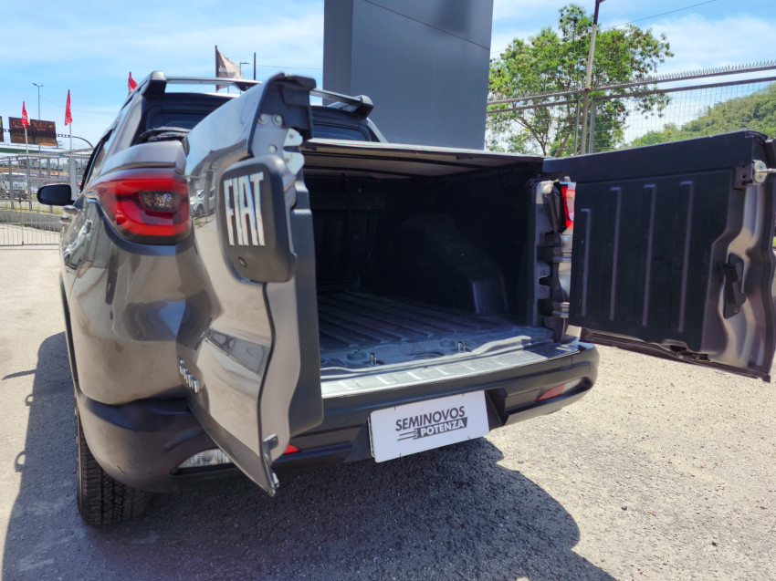 fiat toro 1.8 16v evo flex freedom at6 19/19 seminovo12