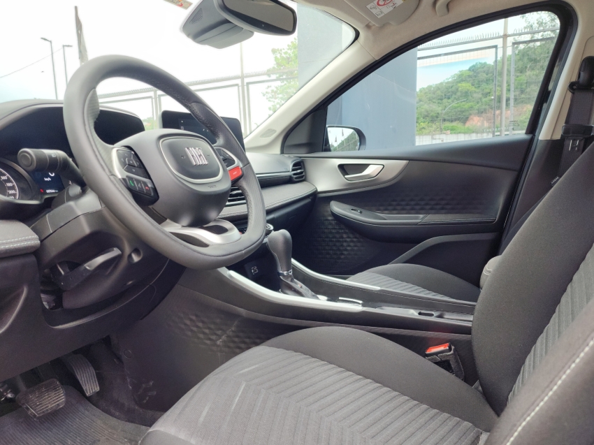 fiat fastback 1.0 turbo 200 flex audace cvt 24/25 seminovo5
