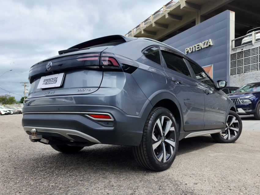 volkswagen nivus 1.0 200 tsi total flex highline at 22/23 seminovo4