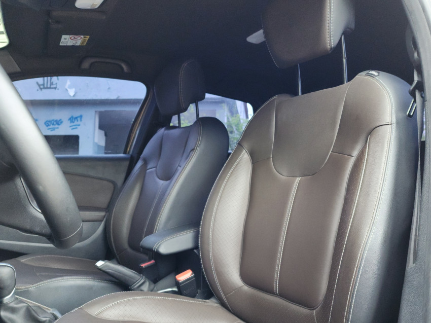 renault captur 1.3 tce flex iconic x-tronic 21/22 seminovo6