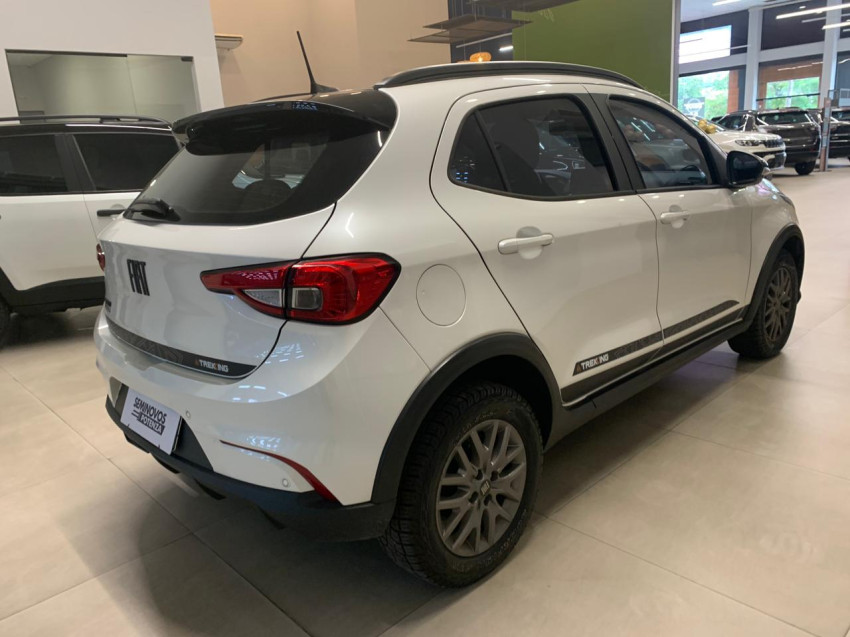 fiat argo 1.3 firefly flex trekking man 20/21 seminovo3