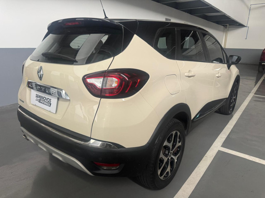 renault captur 2.0 16v hi-flex intense at 17/18 seminovo3