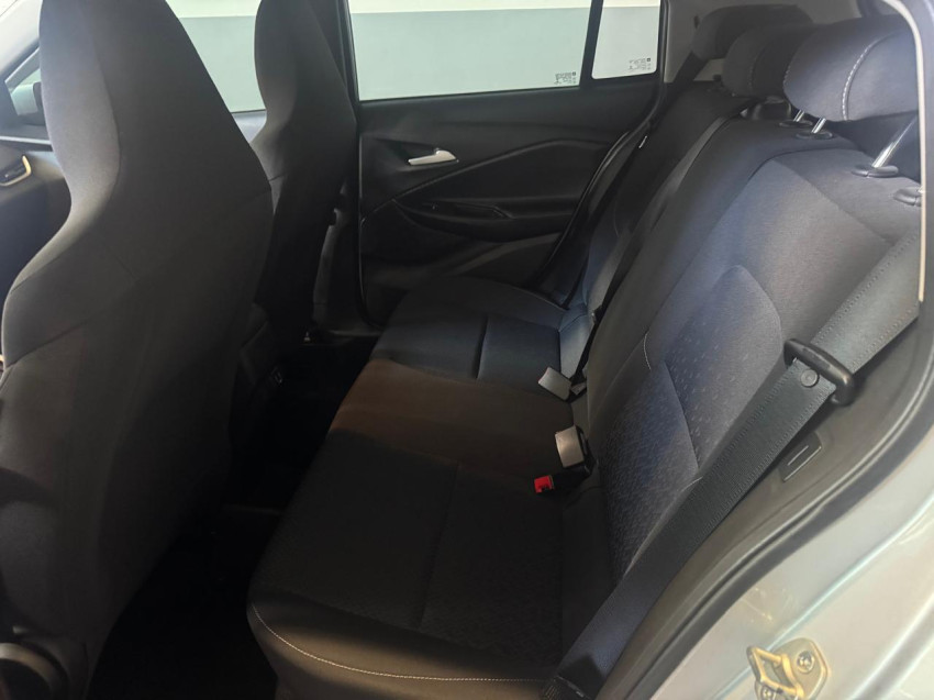 chevrolet onix 1.0 turbo flex lt at 20/20 seminovo11