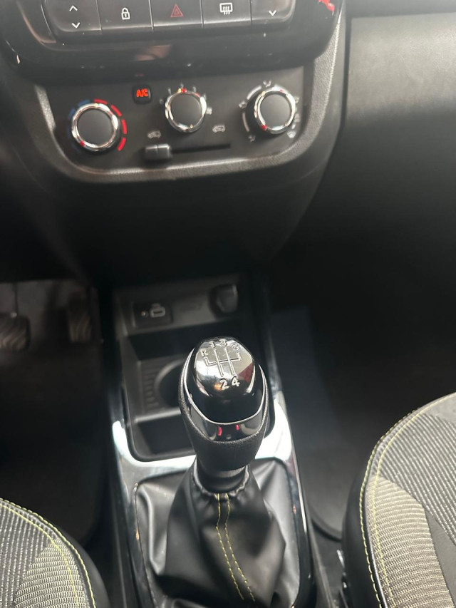 renault kwid 1.0 12v sce flex outsider man 22/23 seminovo8