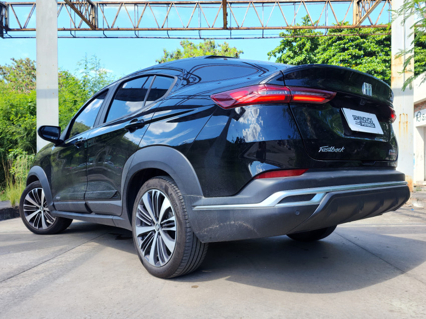fiat fastback 1.0 turbo 200 flex audace cvt 23/24 seminovo4