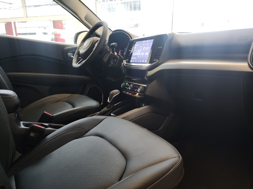 fiat toro 1.3 turbo 270 flex volcano at6 25/26 0km12