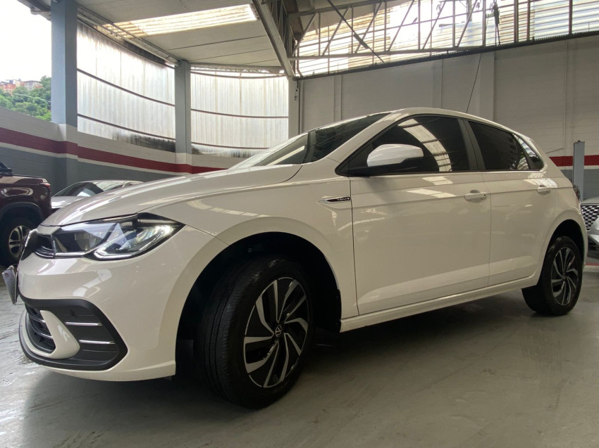 volkswagen polo 1.0 170 tsi highline at 24/24 seminovo2