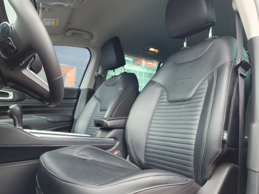 jeep commander 1.3 t270 turbo flex longitude at6 24/25 seminovo6