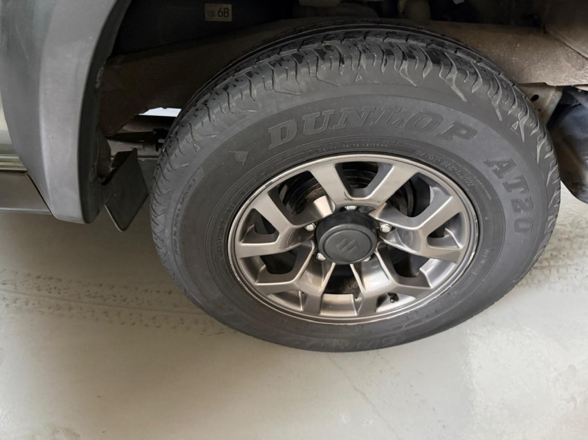 suzuki jimny 1.5 gasolina sierra 4you 4x4 man 21/22 seminovo10