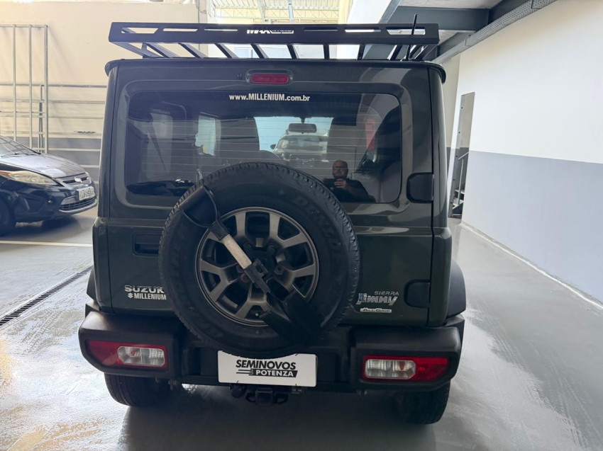 suzuki jimny 1.5 gasolina sierra 4you 4x4 man 21/22 seminovo4