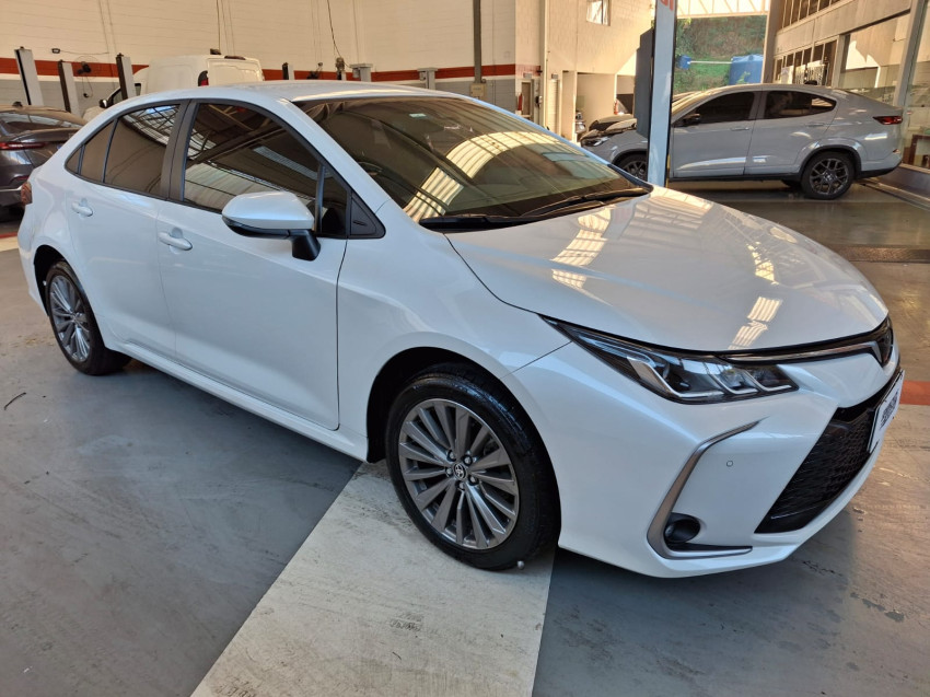 toyota corolla 2.0 vvt-ie flex xei direct shift 25/25 seminovo1