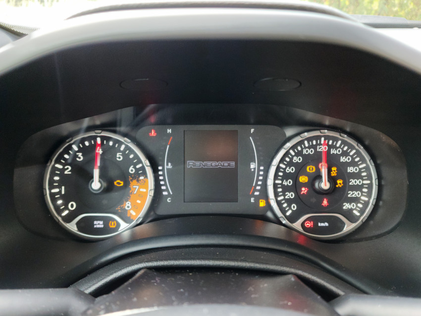 jeep renegade 1.8 16v flex 4p at 21/21 seminovo9