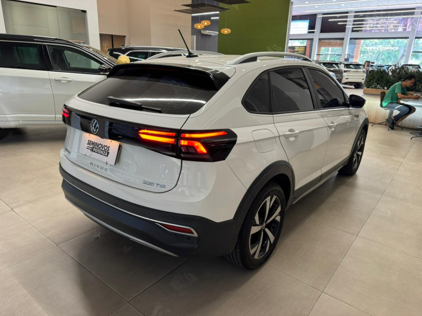 volkswagen nivus 1.0 200 tsi total flex highline at 23/23 seminovo3