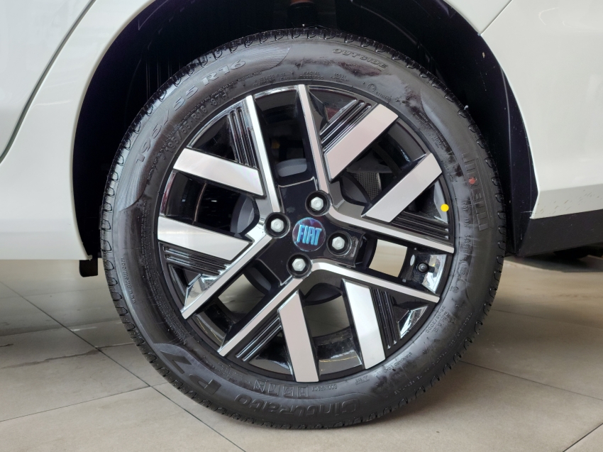 fiat cronos 1.3 firefly flex precision cvt 26/27 0km9