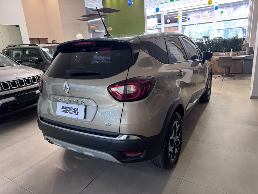 renault captur 1.3 tce flex iconic x-tronic 4p automatico 20223