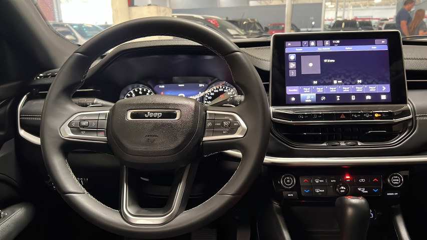 jeep compass 1.3 t270 turbo flex longitude at6 22/22 seminovo8