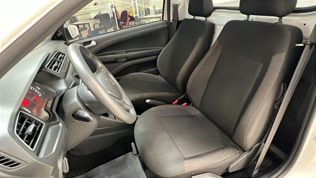 volkswagen saveiro 1.6 msi robust cs 16v flex 2p man 24/25 seminovo6