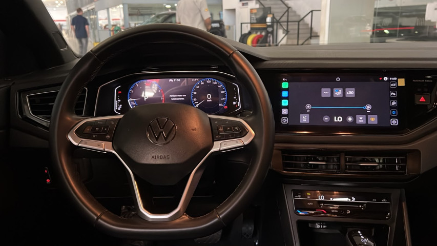 volkswagen nivus 1.0 200 tsi total flex comfortline at 25/26 seminovo8