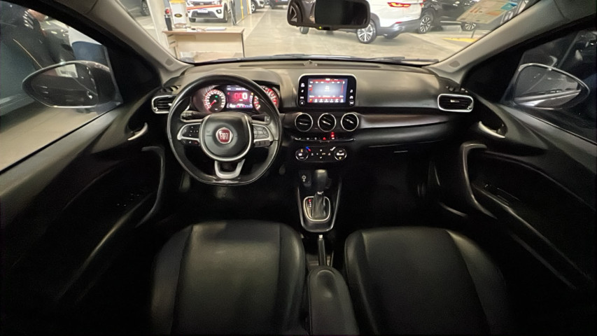 fiat cronos 1.8 e.torq flex precision at6 18/19 seminovo7
