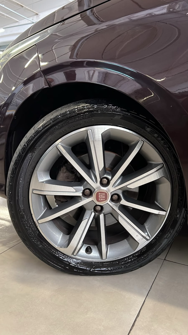 fiat cronos 1.8 e.torq flex precision at6 18/19 seminovo10