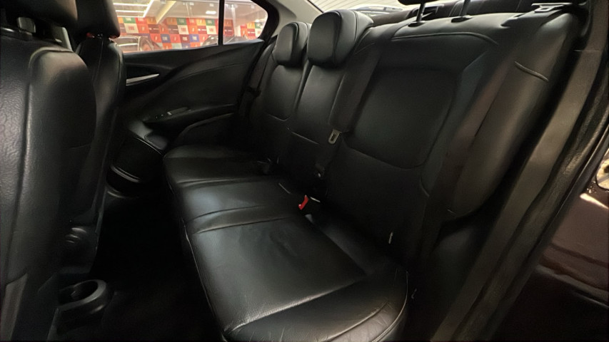 fiat cronos 1.8 e.torq flex precision at6 18/19 seminovo12
