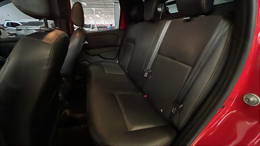 renault oroch 1.3 tce flex outsider x-tronic 23/24 seminovo11