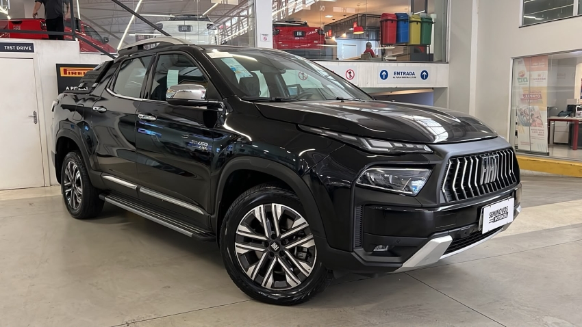 fiat toro 2.2 turbo diesel ranch 4wd at9 25/26 seminovo1