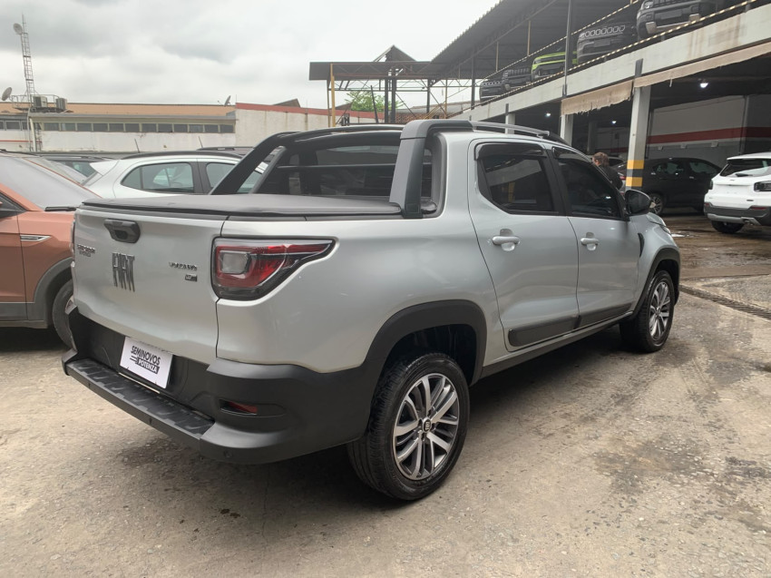 fiat strada 1.3 firefly flex volcano cd cvt 24/25 seminovo3