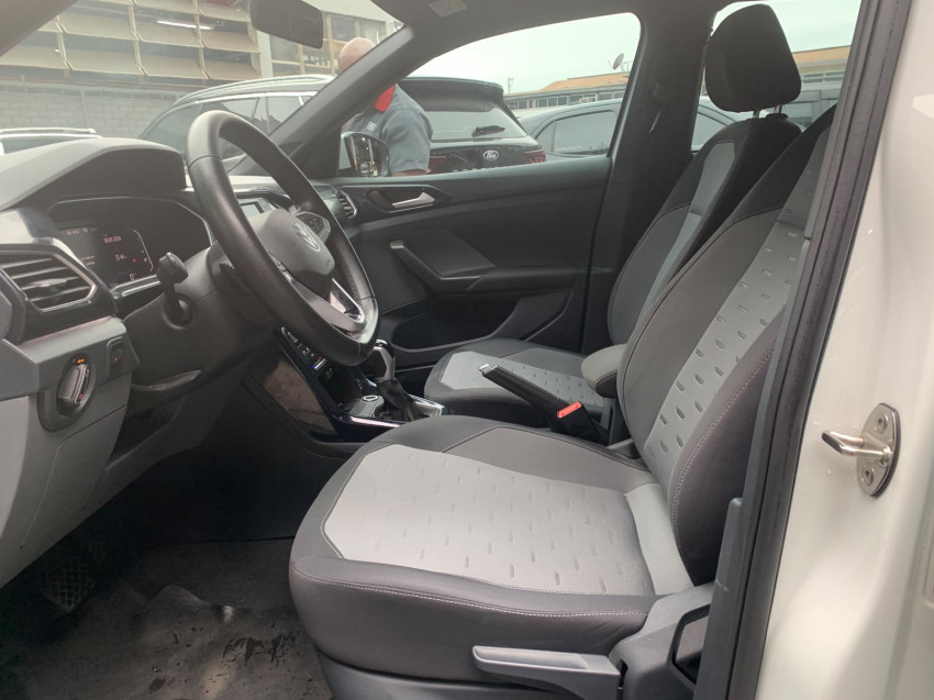 volkswagen t-cross 1.0 200 tsi total flex at 23/23 seminovo6