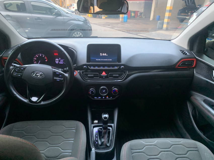 hyundai hb20x 1.6 16v flex diamond at 20/20 seminovo7