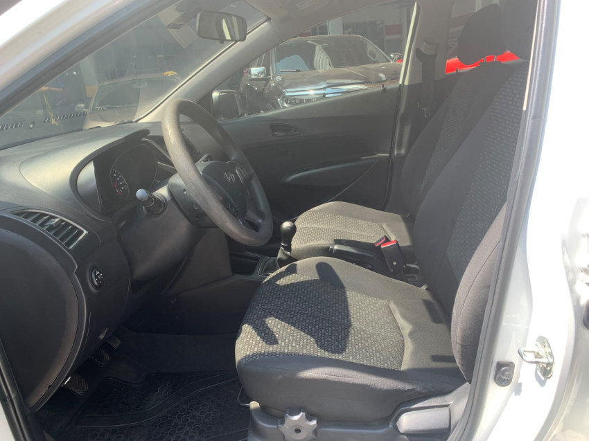 hyundai hb20 1.0 comfort 12v flex 4p man 18/19 seminovo6