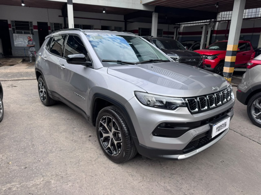 JEEP COMPASS 1.3 T270 TURBO FLEX LONGITUDE AT6 25/26 SEMINOVO0