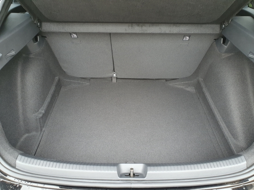 volkswagen nivus 1.0 200 tsi total flex highline automatico 2025