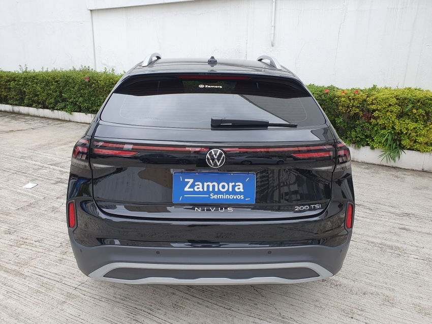 volkswagen nivus 1.0 200 tsi total flex highline automatico 2025