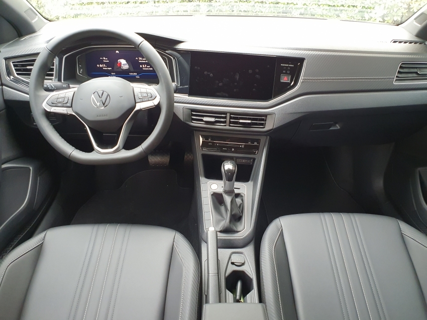 volkswagen nivus 1.0 200 tsi total flex highline automatico 2025