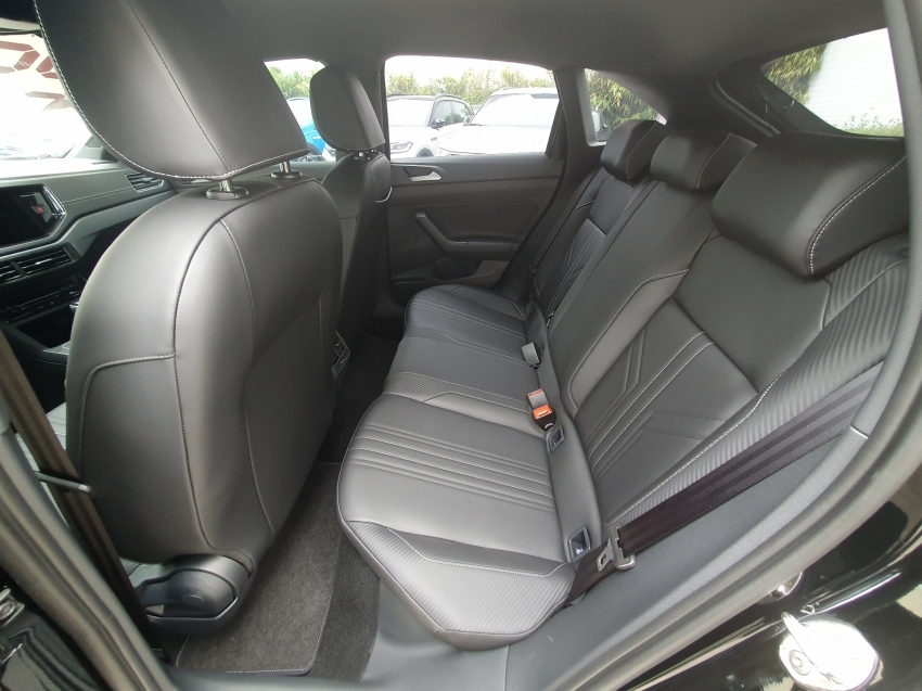volkswagen nivus 1.0 200 tsi total flex highline automatico 2025