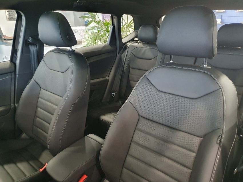 volkswagen taos 1.4 250 tsi total flex highline automatico 2025