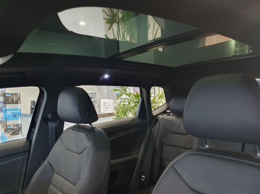 volkswagen taos 1.4 250 tsi total flex highline automatico 4p 2025