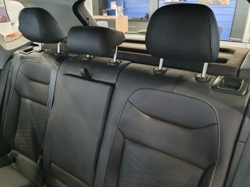 volkswagen taos 1.4 250 tsi total flex comfortline automatico 4p 2025