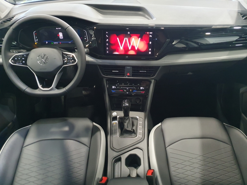 volkswagen taos 1.4 250 tsi total flex comfortline automatico 4p 2025
