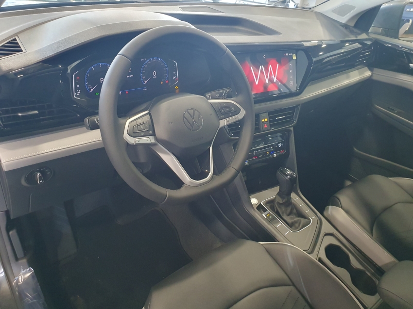 volkswagen taos 1.4 250 tsi total flex comfortline automatico 4p 2025