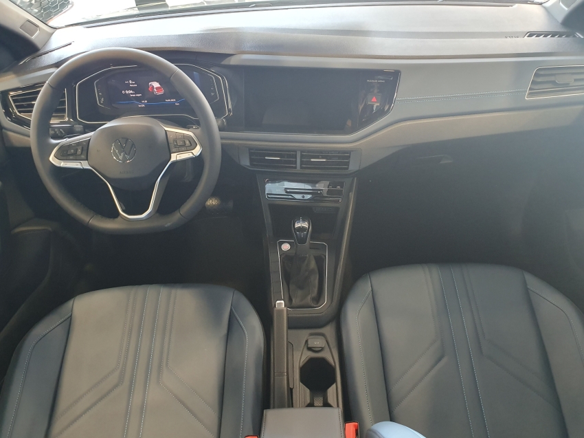 volkswagen nivus 1.0 200 tsi total flex highline automatico 4p 2025
