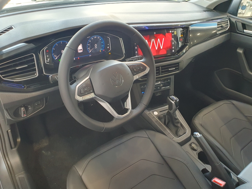 volkswagen polo 1.0 170 tsi highline automatico flex 4p 2025