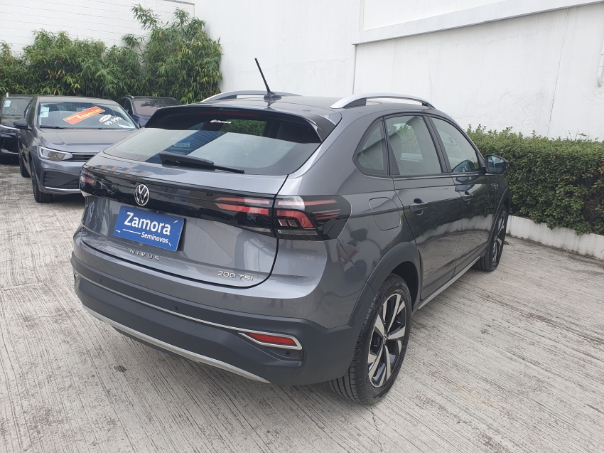 volkswagen nivus 1.0 200 tsi total flex highline automatico 4p 2023