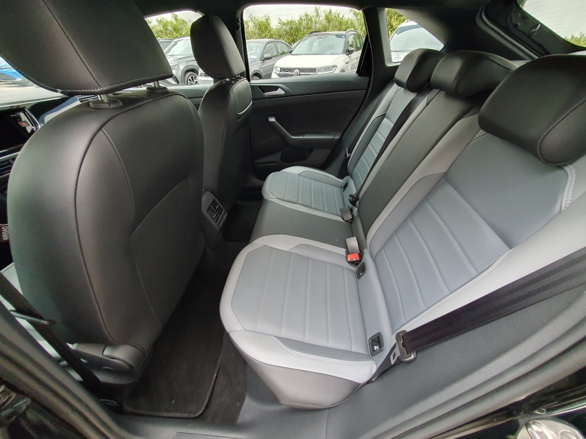 volkswagen nivus 1.0 200 tsi total flex highline automatico 4p 2023