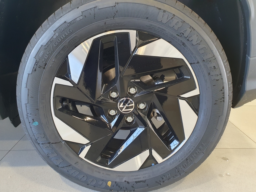 volkswagen tera 1.0 170 tsi comfort automatico flex 4p 2026