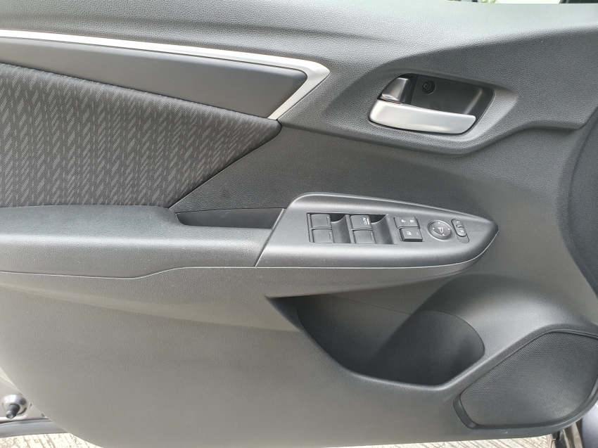 honda fit 1.5 lx 16v flex 4p automatico 2018